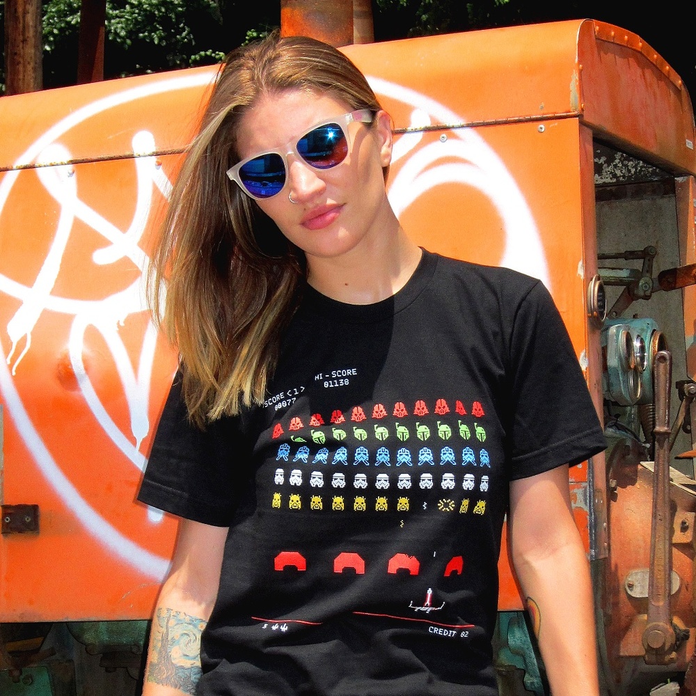 Star Wars Space Invaders 8-bit Mandalorian T-shirt